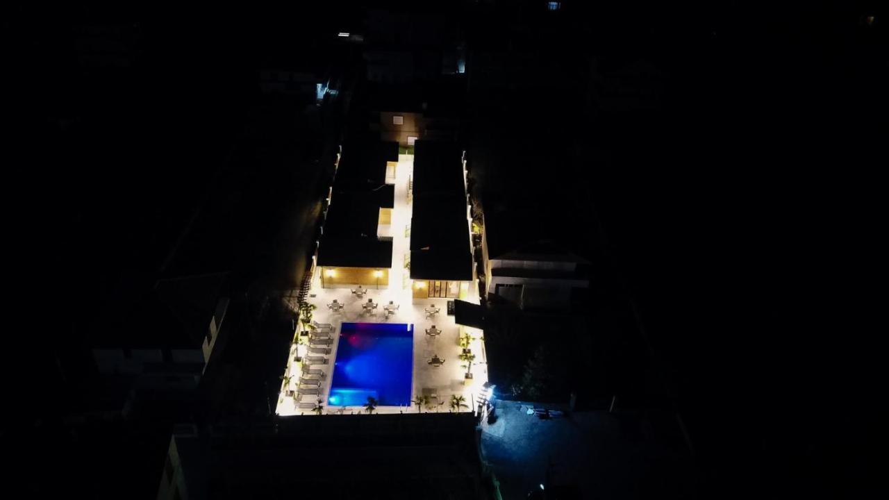 Bujtina Siar Hotell Pogradec Exteriör bild