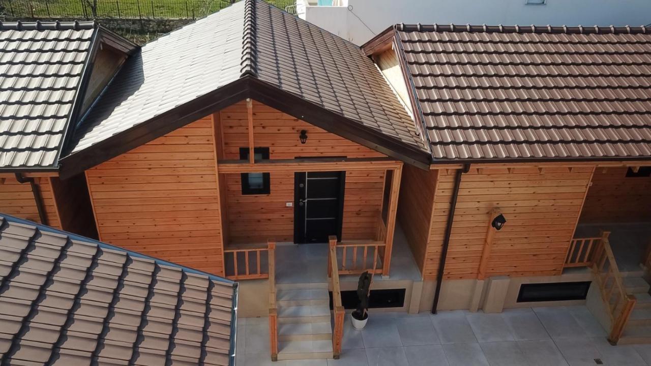 Bujtina Siar Hotell Pogradec Exteriör bild
