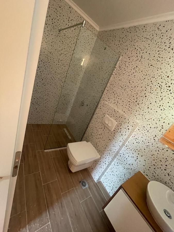Bujtina Siar Hotell Pogradec Exteriör bild