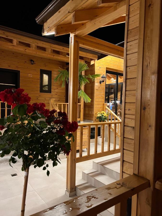 Bujtina Siar Hotell Pogradec Exteriör bild