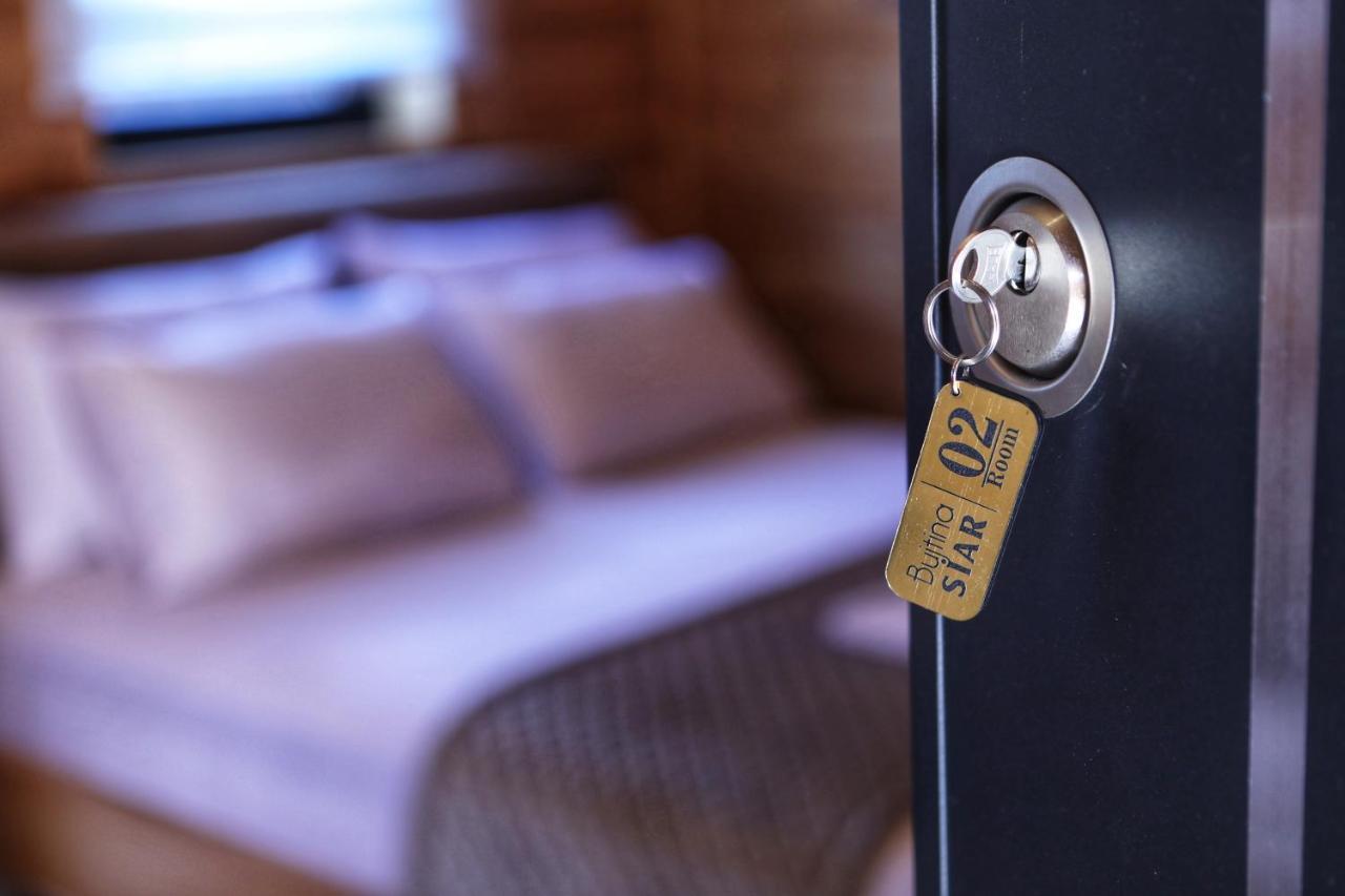 Bujtina Siar Hotell Pogradec Exteriör bild