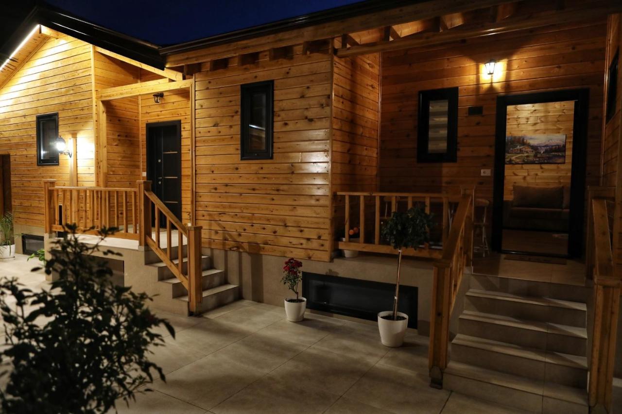 Bujtina Siar Hotell Pogradec Exteriör bild